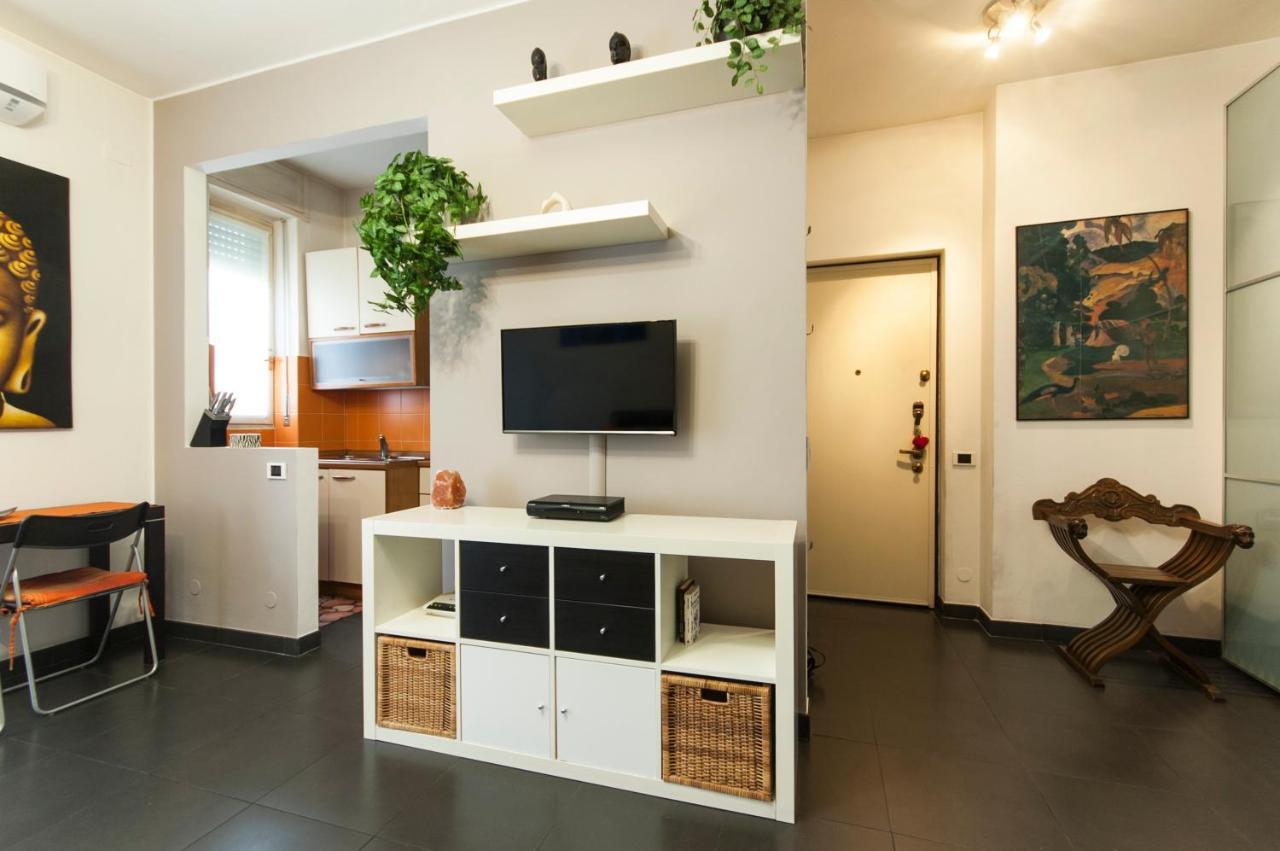 High Rise Studio Flat Near Metro Stop Milano Exterior foto