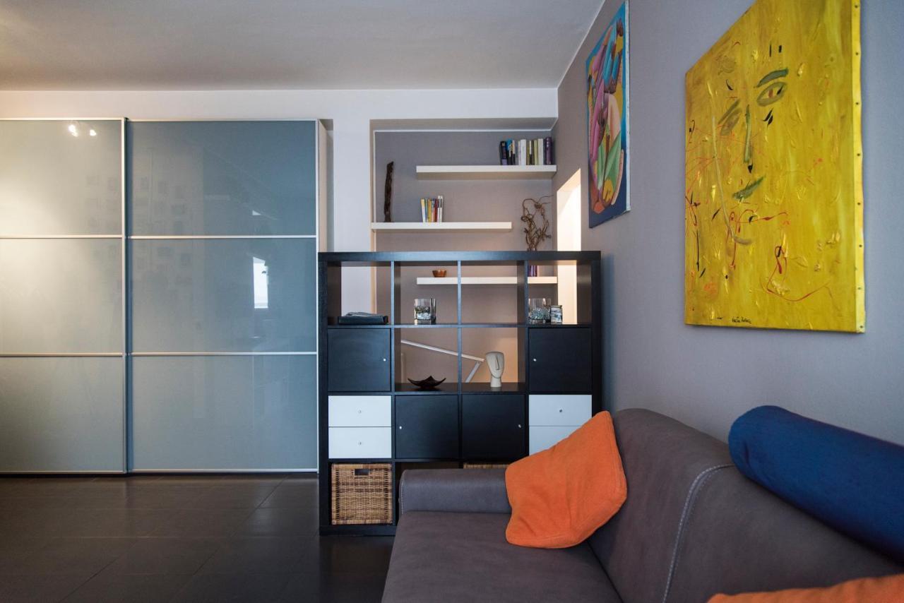 High Rise Studio Flat Near Metro Stop Milano Exterior foto